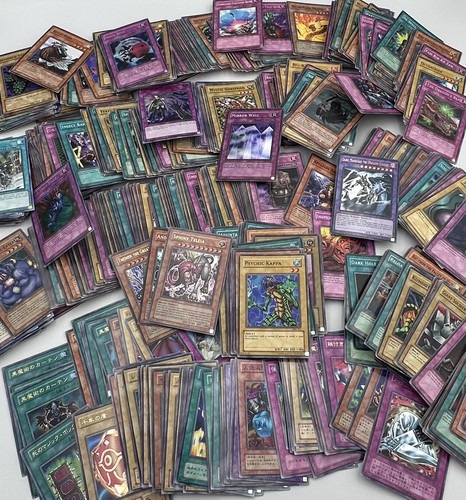 Lotto 800 carte - yu-gi-oh!,